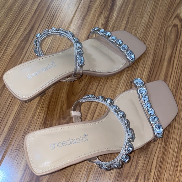 RAEVEN EMBELLISHED HEELED SANDAL - Picture 2 of 6